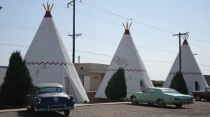 Got a teepee budget but a 4-star hotel appetite? Hotwire can help.